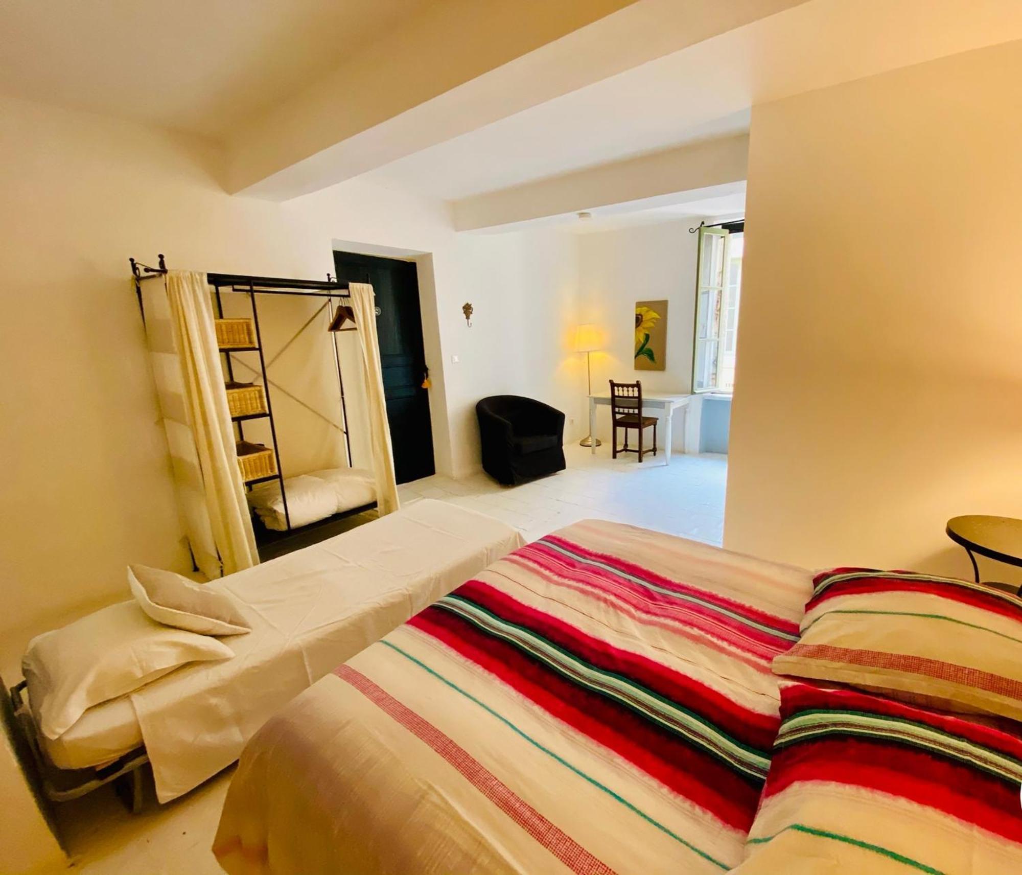 Les Chambres De La Villa Eugenie Lézignan-Corbières Exteriér fotografie